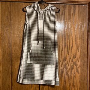 Antistar Sleeveless Gray and White Stripped Dress with Hood and Pocket